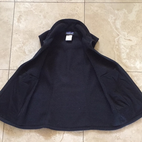 Patagonia Fleece Black Vest - Picture 3 of 4